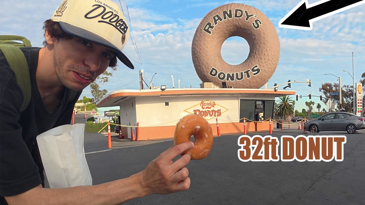 Пробуем знаменитые пончики Randy's в Лос-Анджелесе | Гигантский пончик 32 фута