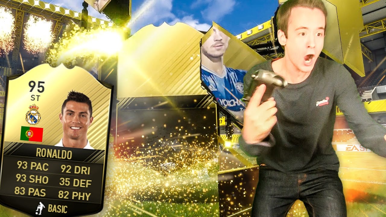 ST RONALDO IN FIFA 17 PACKS NOW........