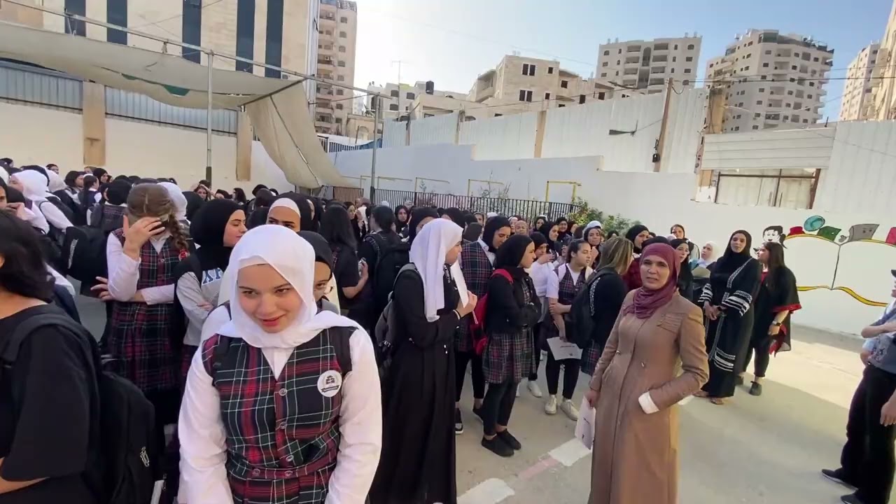 فيديو حفل استقبال العام الدراسي الجديد مدرسة رواد العلم النموذجية إناث