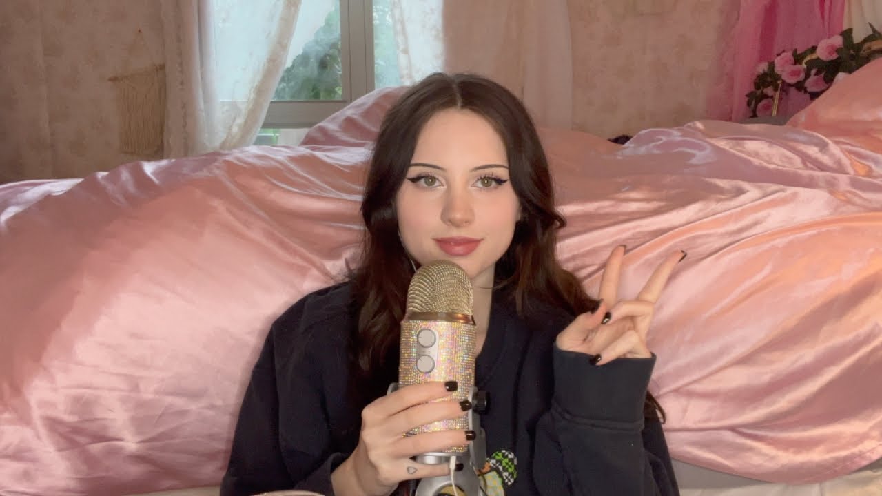 asmr (ur favorite) close up whispered ramble