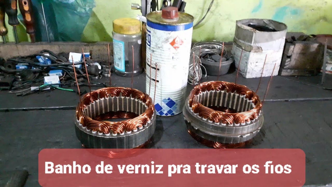Verniz no estator de alternador.