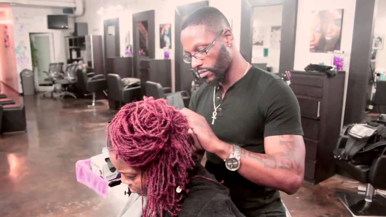 Do Locs Have a Place In The Natural Hair Community?  Featuring Damian Walter