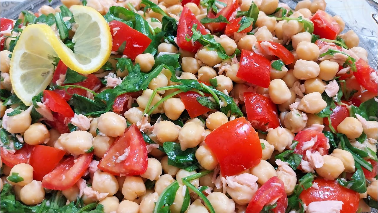 INSALATA di CECI, RUCOLA e POMODORINI 🥗 Ricetta FACILE di A modo MIO