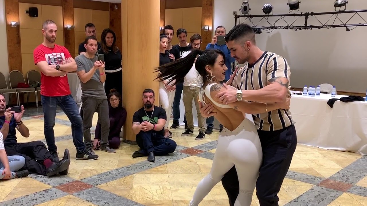 Jashel - Mas Cerca Dancing KIKE Y NAHIR