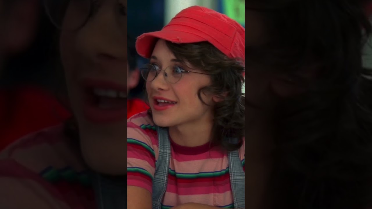 What time is it?! ⏰ | High School Musical 2 @DisneyClubUK