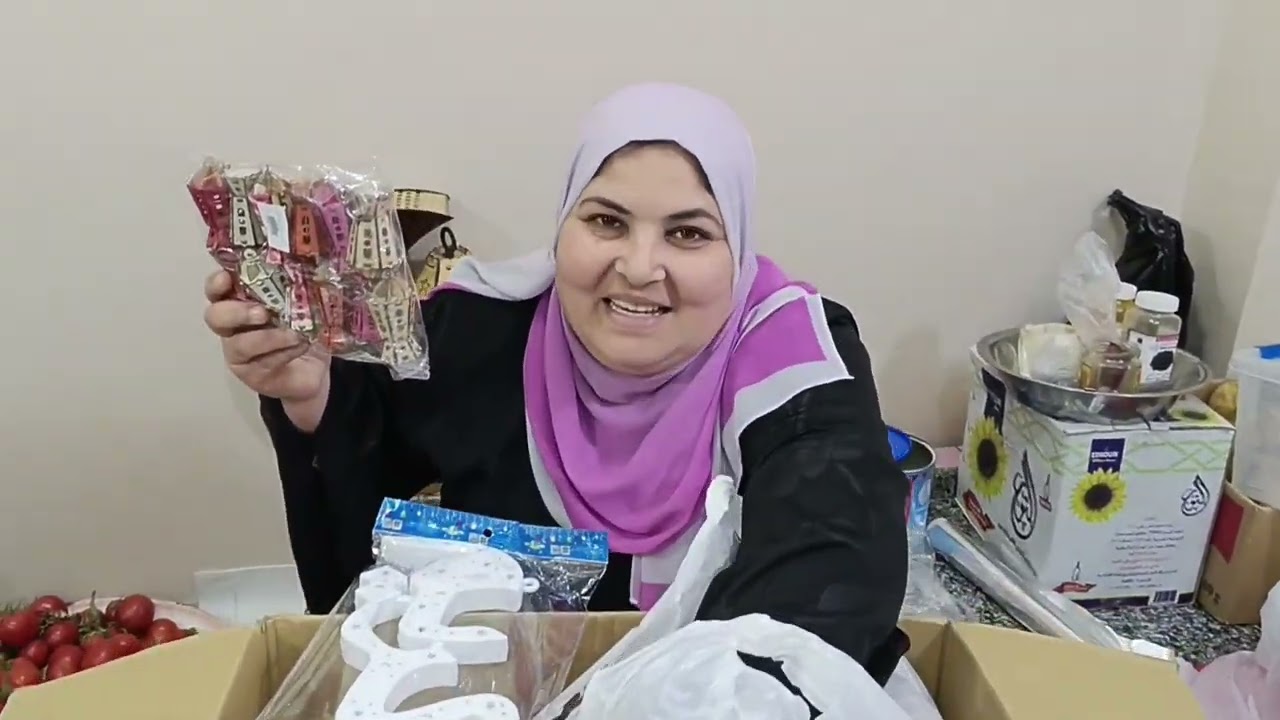 وصلت فسيخ وفوانيس مع الاطعام