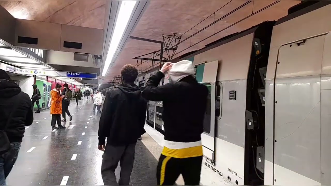 RER A à Nation - MI2N et MI09