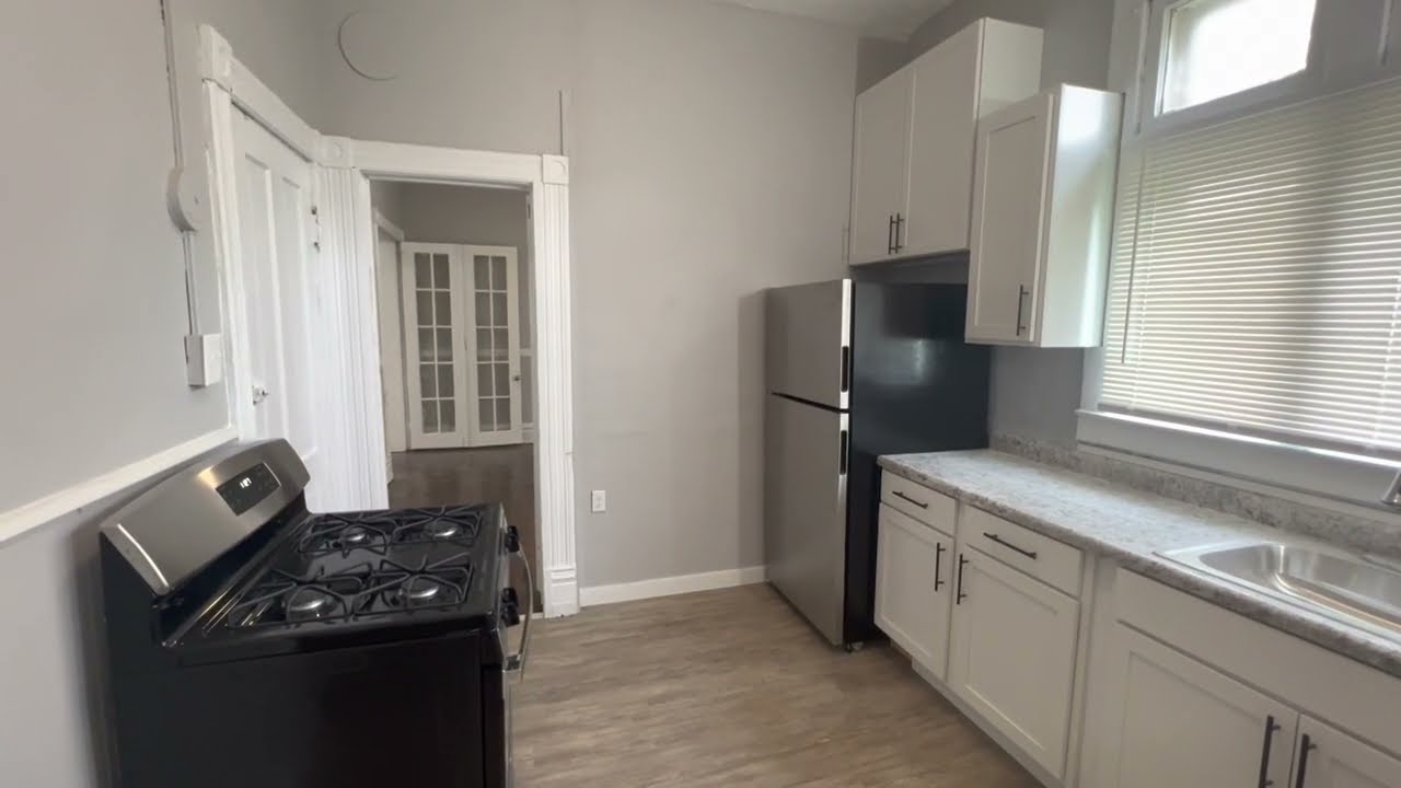 906 Jefferson Ave #1 Grand Rapids MI - Simple Property Management 2022