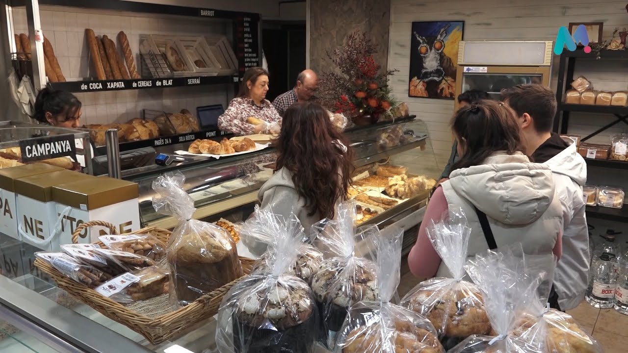 15 12 23 Els comerços es preparen pels àpats nadalencs