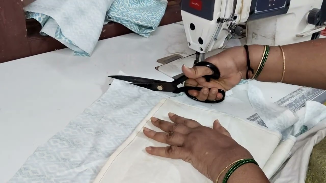 Classic short kurthi model cutting&stitching method/షార్ట్ కుర్తి మోడల్ కటింగ్& స్టిట్చింగ్ మెథడ్లో 