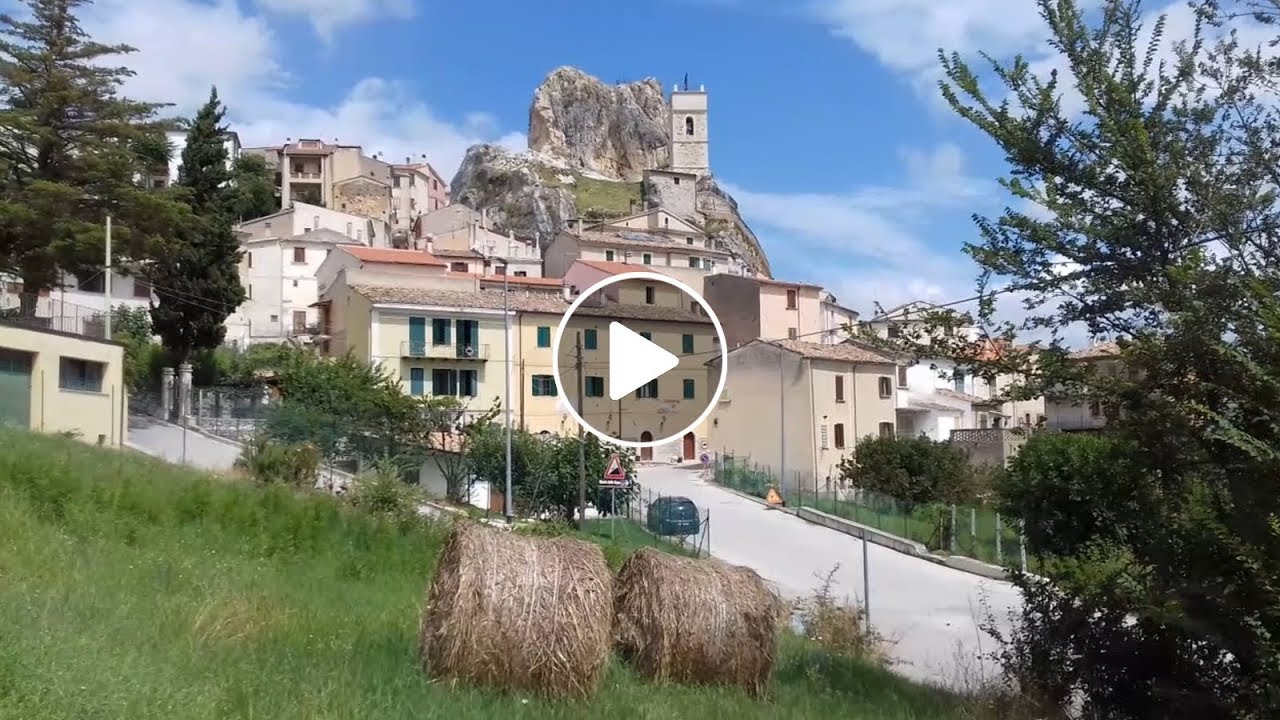 Guido la Guida a Pietracupa, Molise (IT)