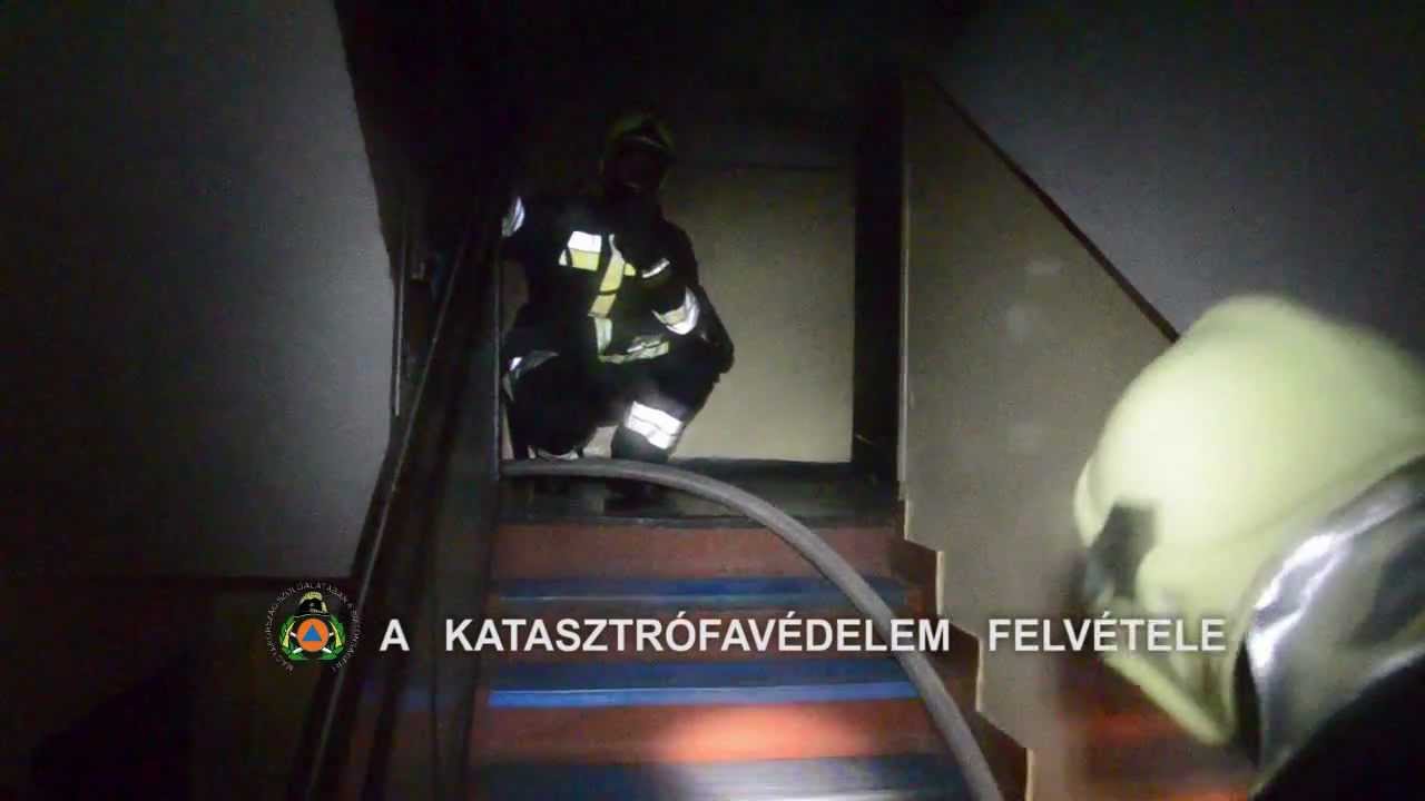 Paneltűz a XV. kerületben