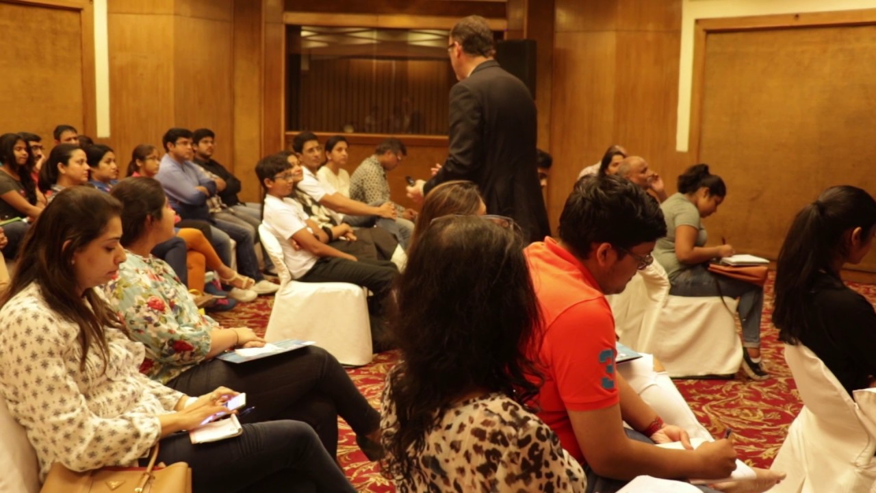 Fmr. Asst. Dean of Admissions at Stanford sharing U.S. College Admission tips