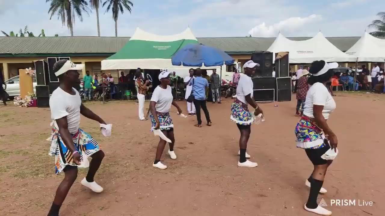 Blessed Uche Performing Live From Ogwashi-Uku in Delta State Nigeria