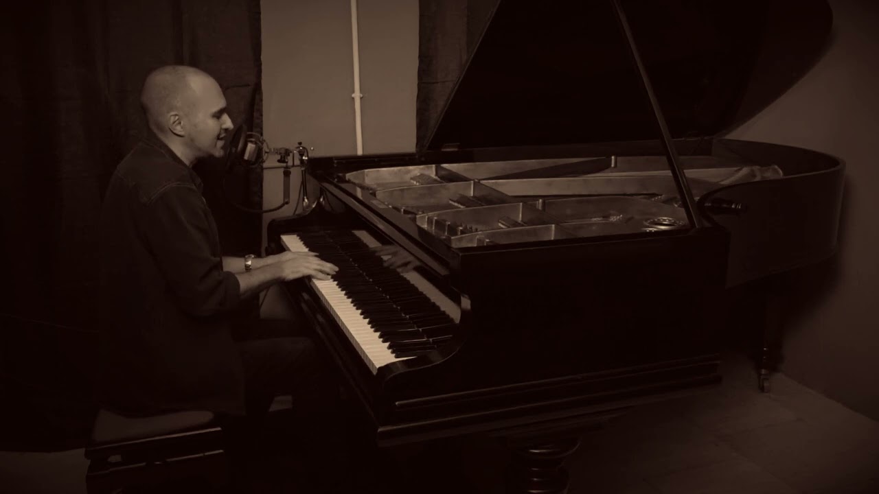Cristian Baquero - My Melancholy Blues (Queen cover) Subtitulado español.