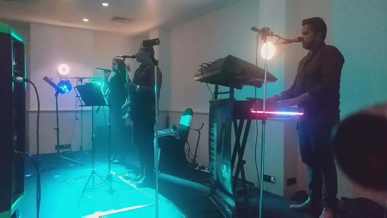 Party Gig 🎹🎸🎙                         kingsburry colombo 