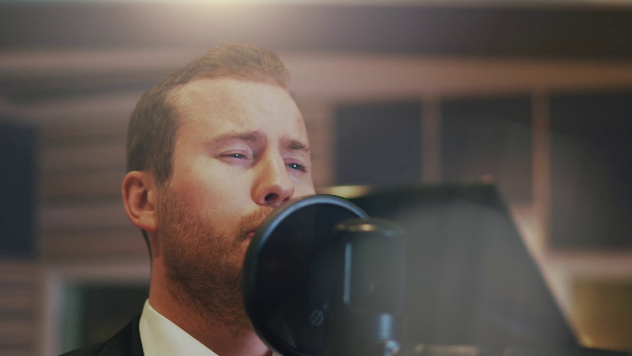 Knut Marius - O Helga Natt [Official Music Video HD]