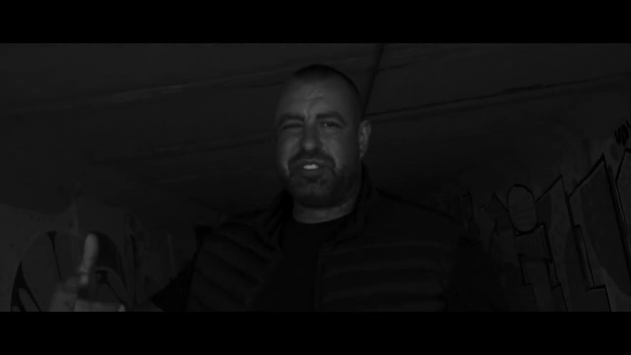 Małpa N.A.S x Czarna Owca DSR  
