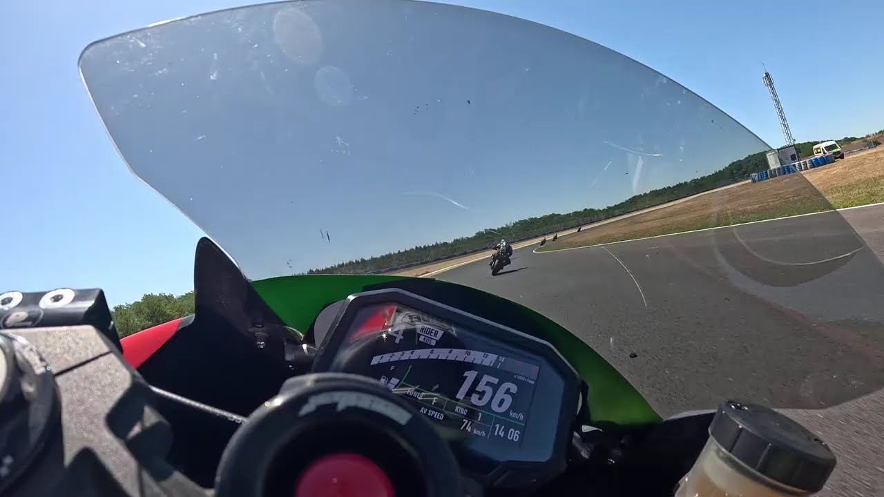 Track Day Motoskills Pannonia Ring 01.07.2025 Kawasaki ZX6R wyścig Rookies Cup
