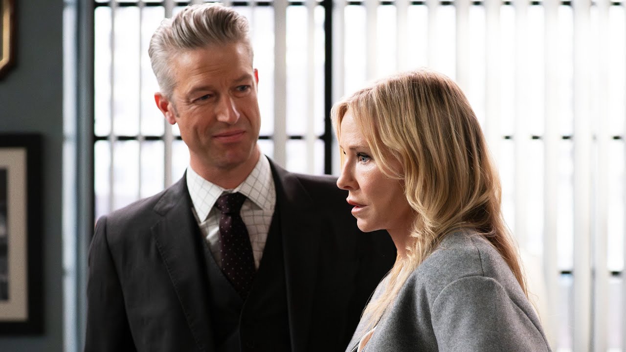 Law & Order: SVU Stars Discuss Sweet 'Rollisi' Moment... That Takes a Turn