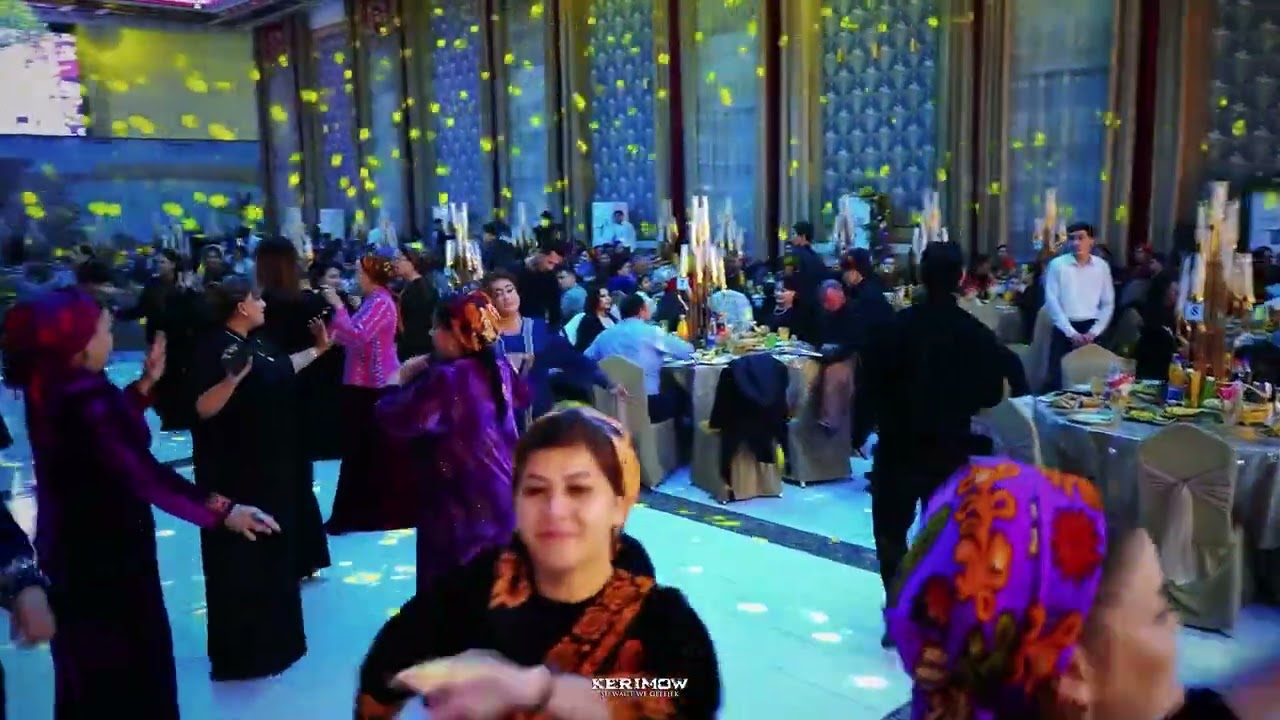 Kakys Amandurdyyew Dillenseneyar, Gozleri mylayym,Gizellerin gozeli,Mama neplac