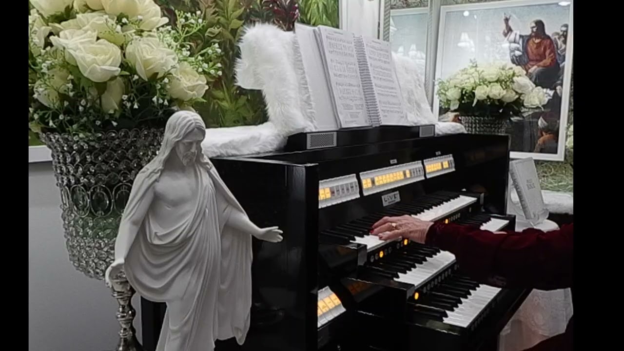 HYMN: In Hymns of Praise (Music:  Alfred Beirly)