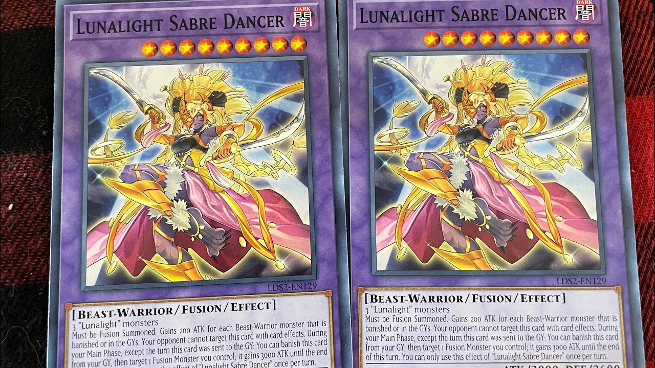 Ещё 4 упаковки по 30 карт Yu-Gi-Oh! из магазина «Всё по доллару».