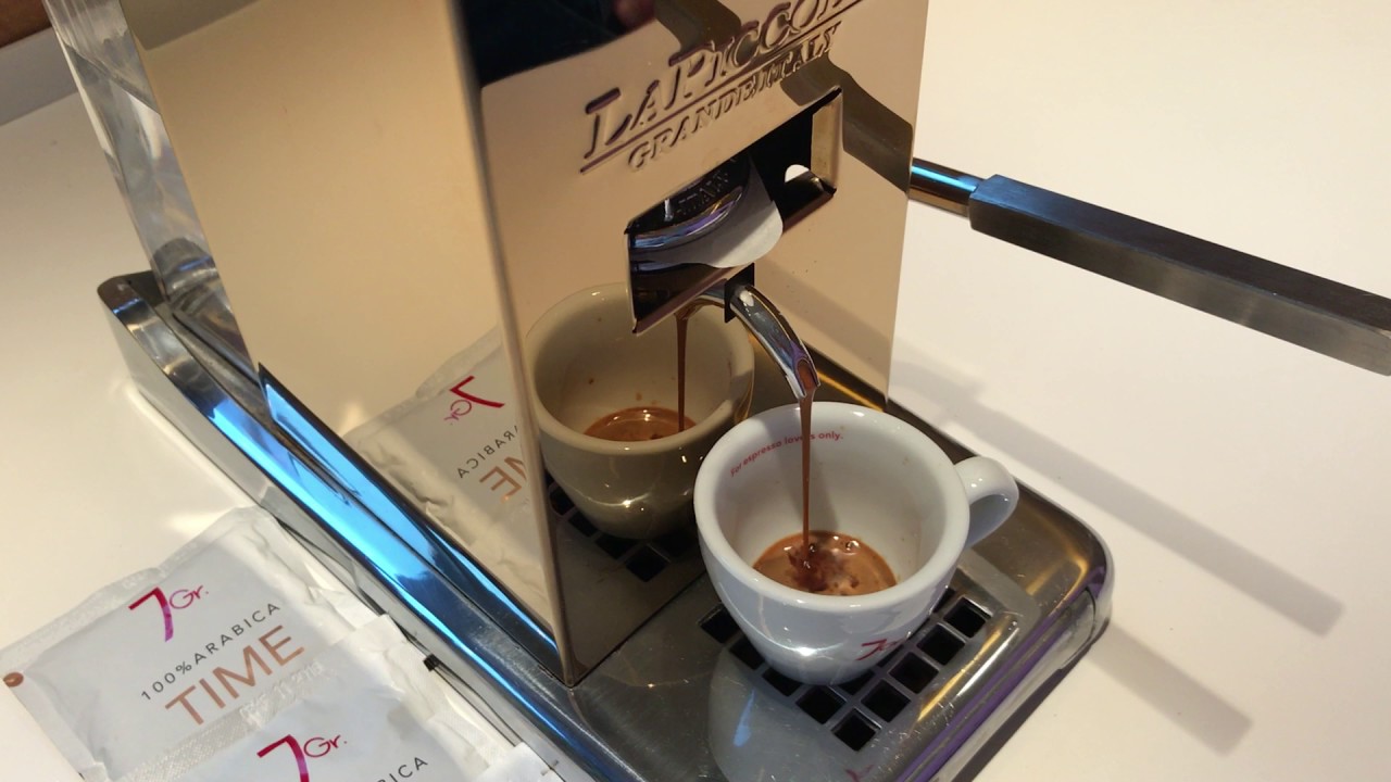 7Gramm Time ESE Kaffeepads (nicht für Senseo) mit einer La Piccola Piccola in gold