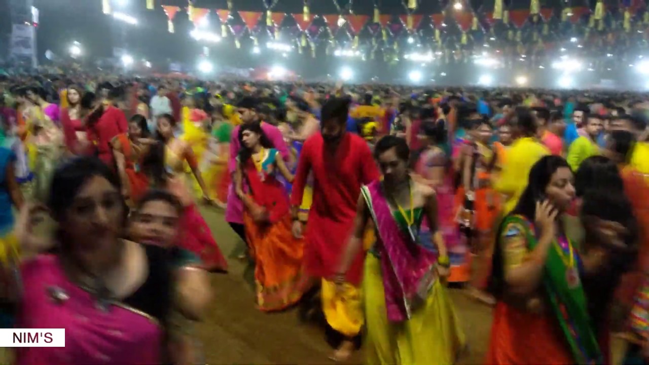Aavi Nav Navratri Re | Lili Lemdi Re | Garba Mahotsav 2018 | Ft. Atul Purohit | The Nim's Group