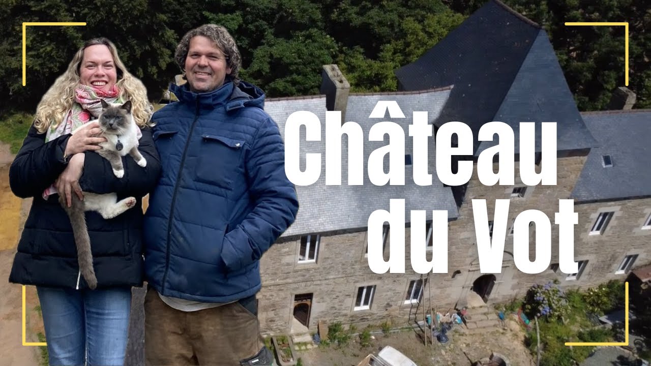 Renovating a CASTLE in France & creating GAMES!!! On r&eacute;nove un Ch&acirc;teau 🏰