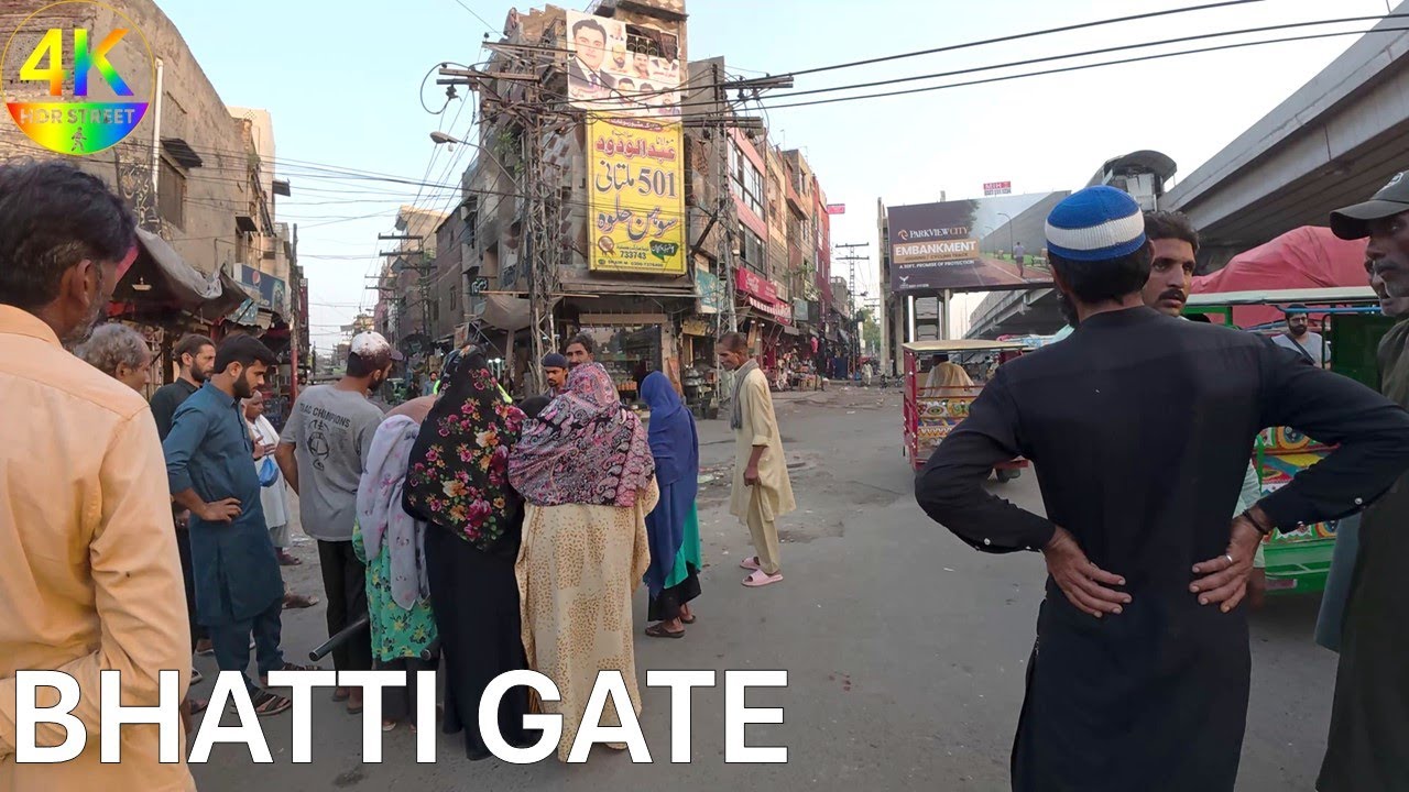 Bhatti Gate Lahore Walk | Daily Life, Poverty & Slums near Data Darbar