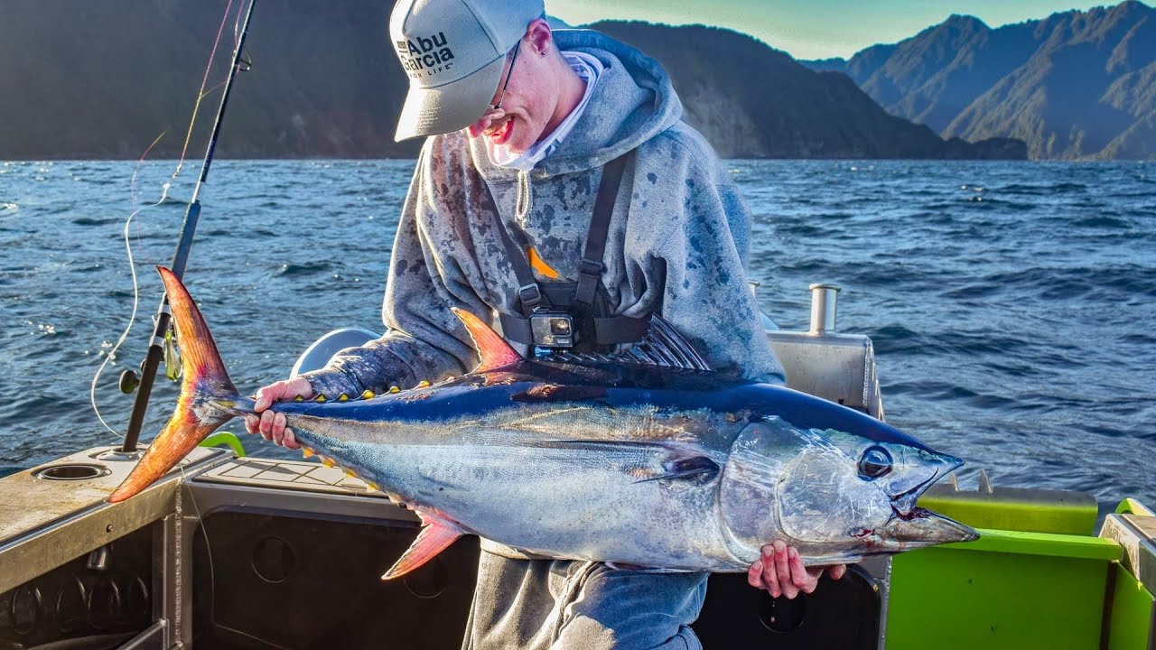 WE HAD A TRIPLE HOOKUP... THIS FISH BROKE ME!