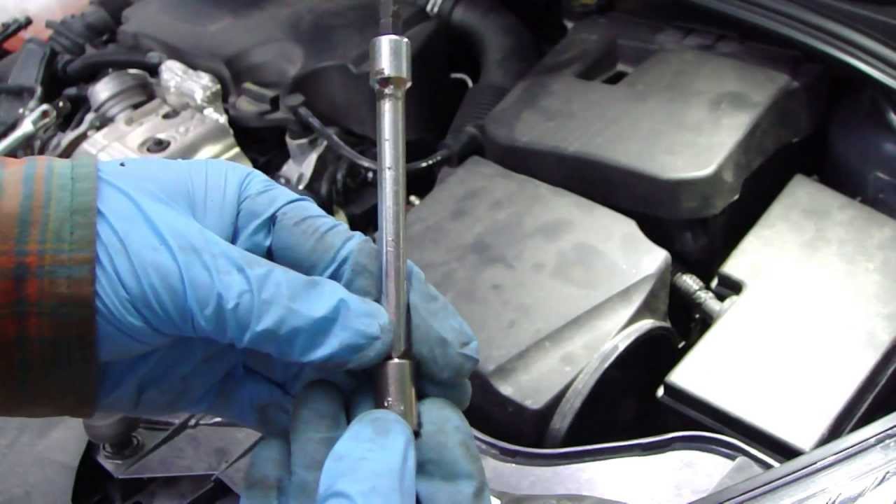 How to change air filter Ford Focus. Years 2011-2014