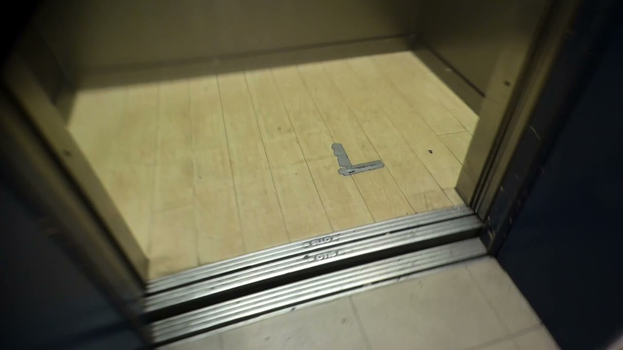 OTIS Lift Elevator with classic mechanical chimes - Trizocbs