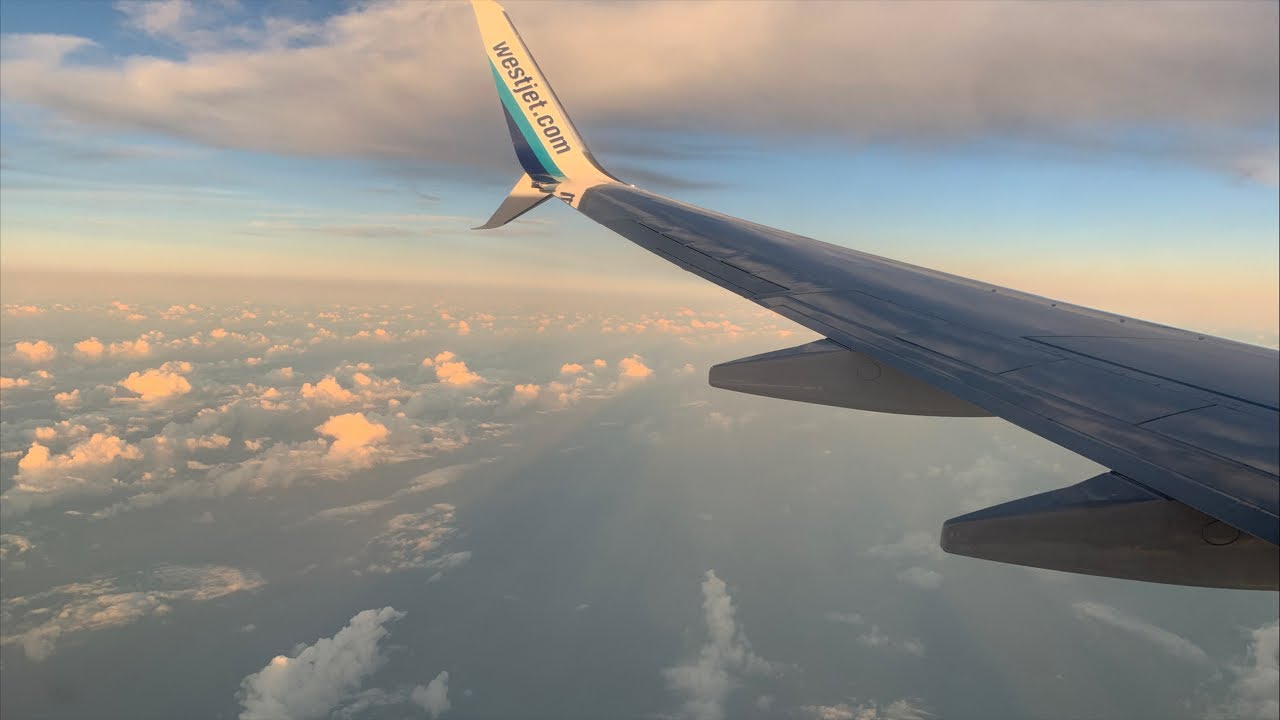 Westjet 737-800 Gorgeous landing into Cancun. YVR-CUN