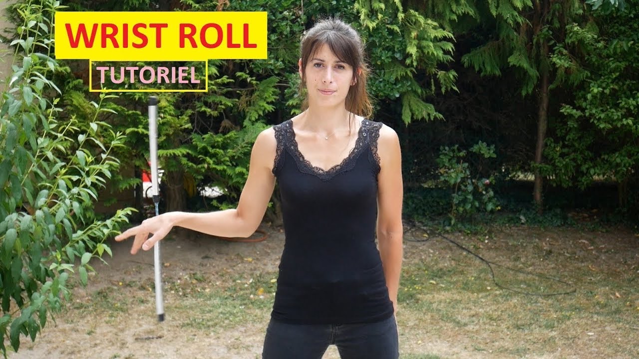 APPRENDRE LE NUNCHAKU FREESTYLE _ WRIST ROLL TUTORIAL _ by Petit PatapOn