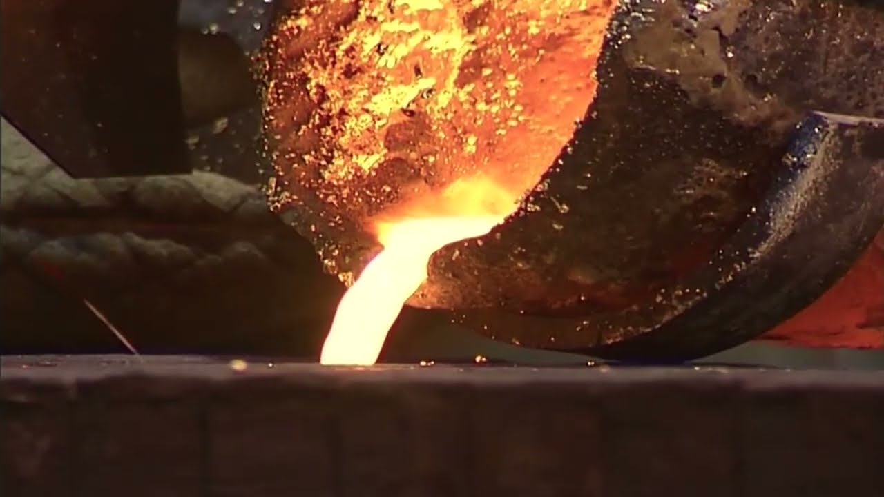 Gold climbs above key $3,900 level for first time | REUTERS