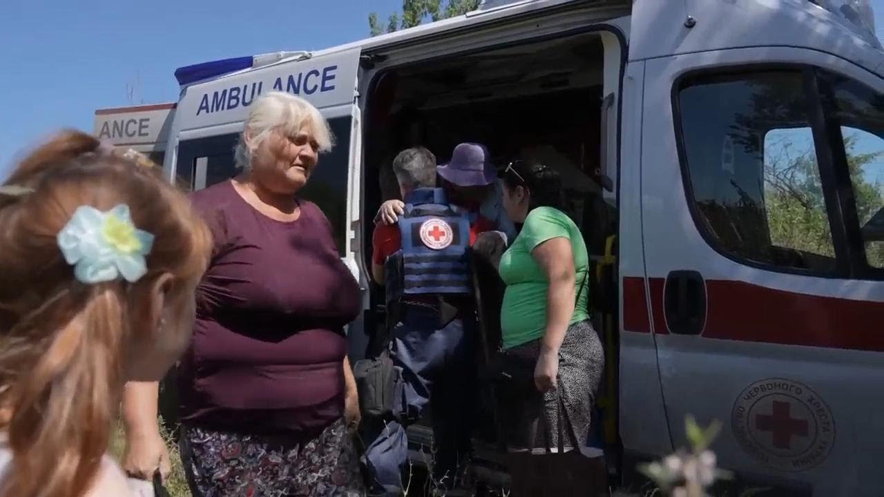 Ukraine's Red Cross evacuates civilians near northeast frontline