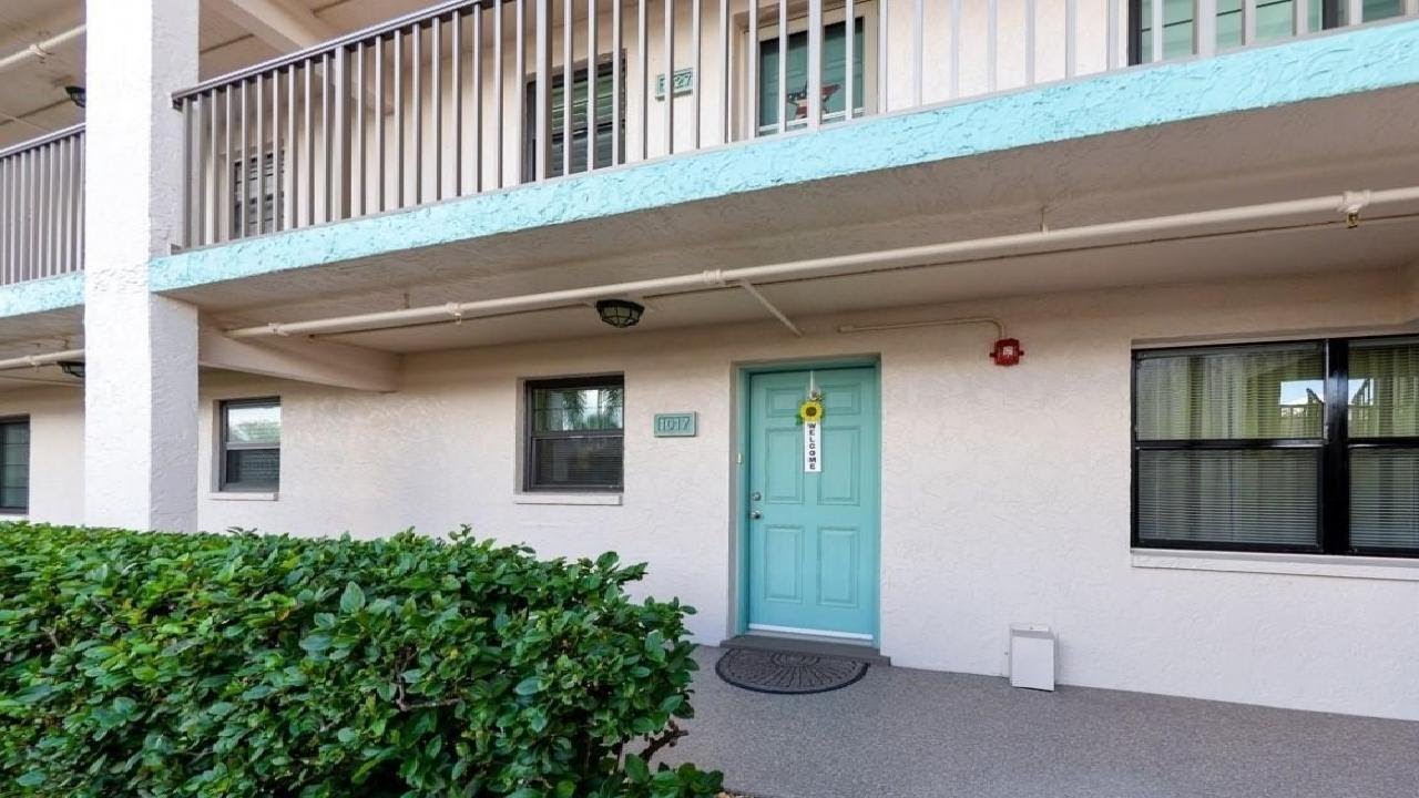 175 KINGS HIGHWAY, PUNTA GORDA, FL Presented by Renee Schmidt.