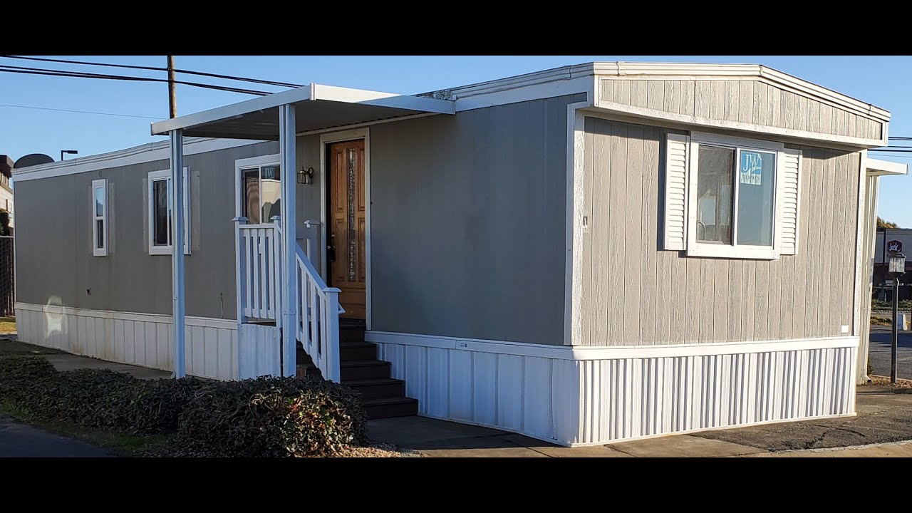 55 San Juan Grade Space 1, Salinas, CA 93906 Just listed!