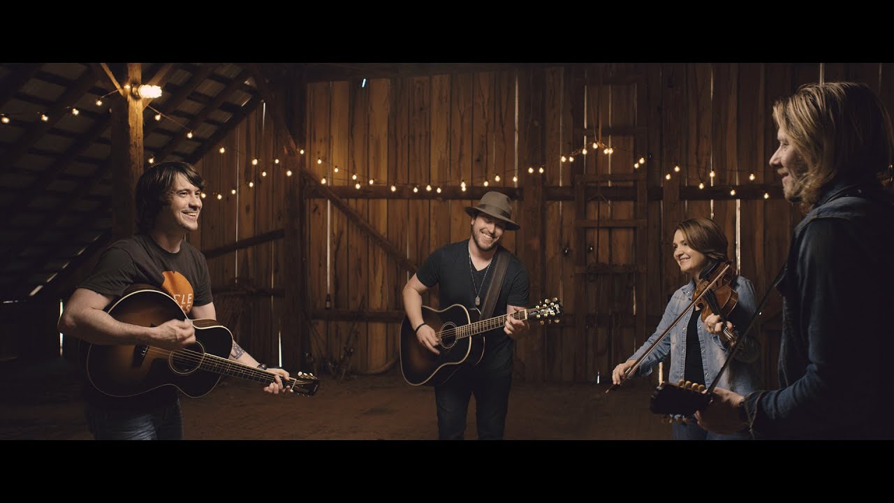 Mitchell Tenpenny ft. The SteelDrivers - Cane's Creek [Official]