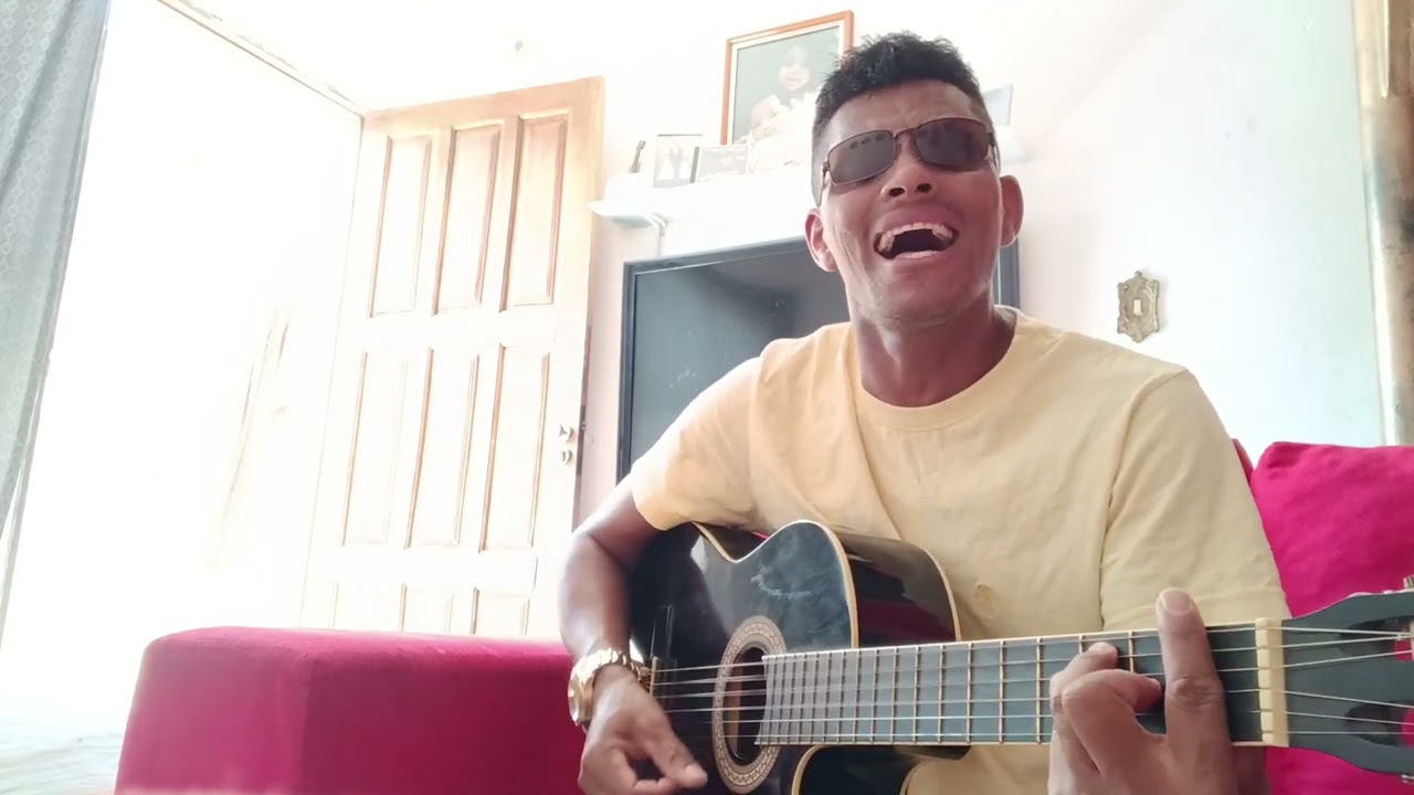 Mesa de bar essa música  🎶  promete 