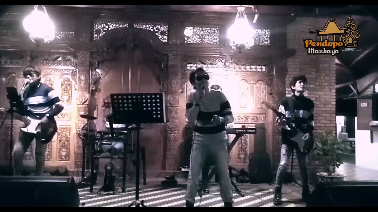 GELORA ASMARA - OFFICIAL LIVE MUSIC -EXTRA BAND - PENDOPO MAZHAYA BINJAI