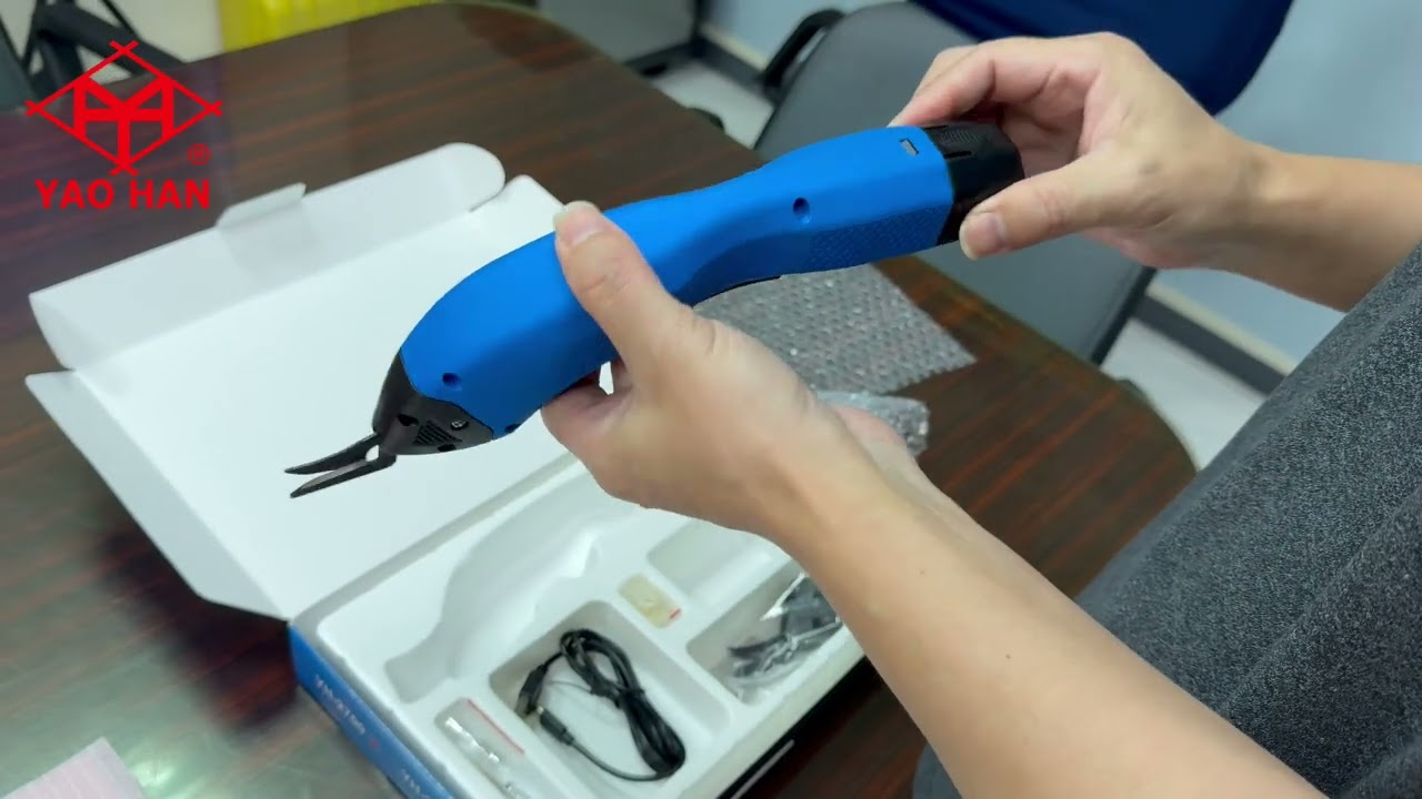 YH-2700 Portable electric cordless cloth fabric cutter