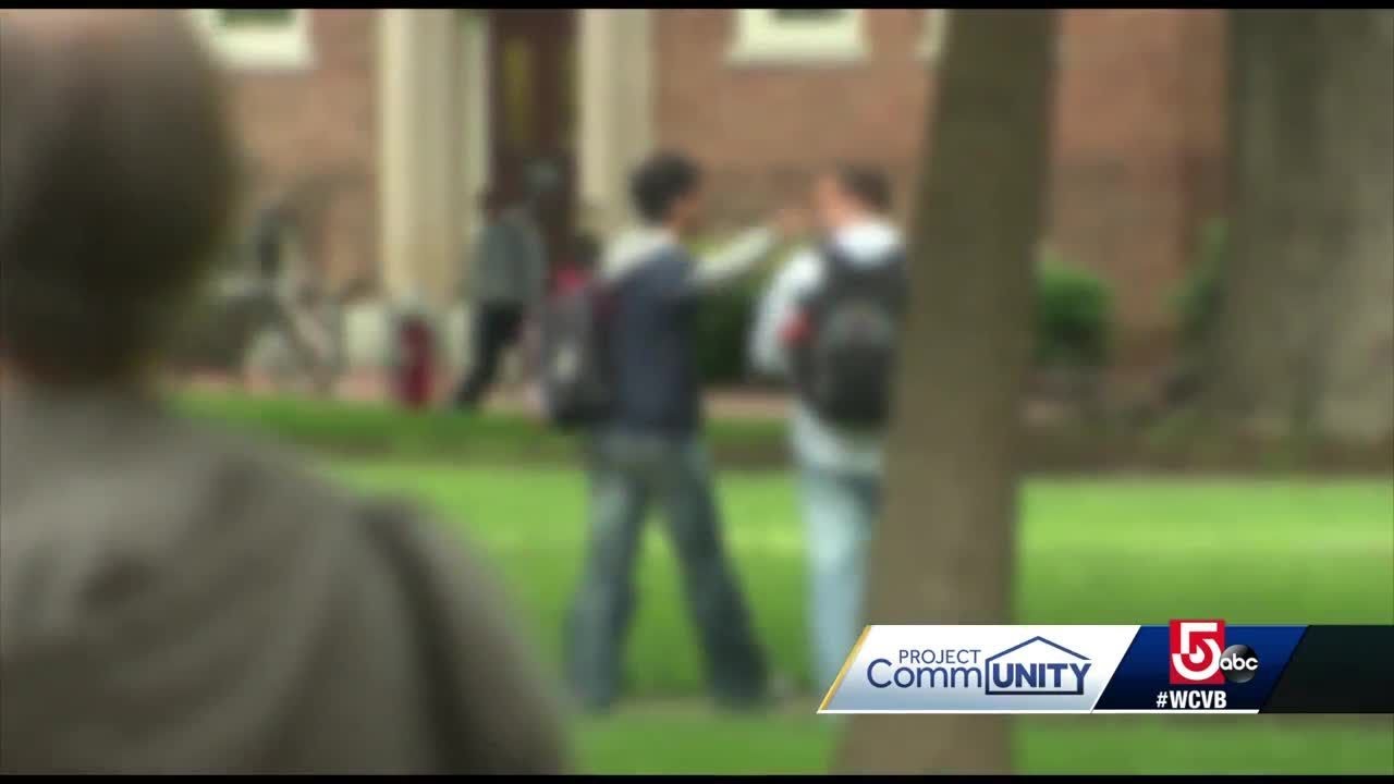 Scholarship contests offer college money for students