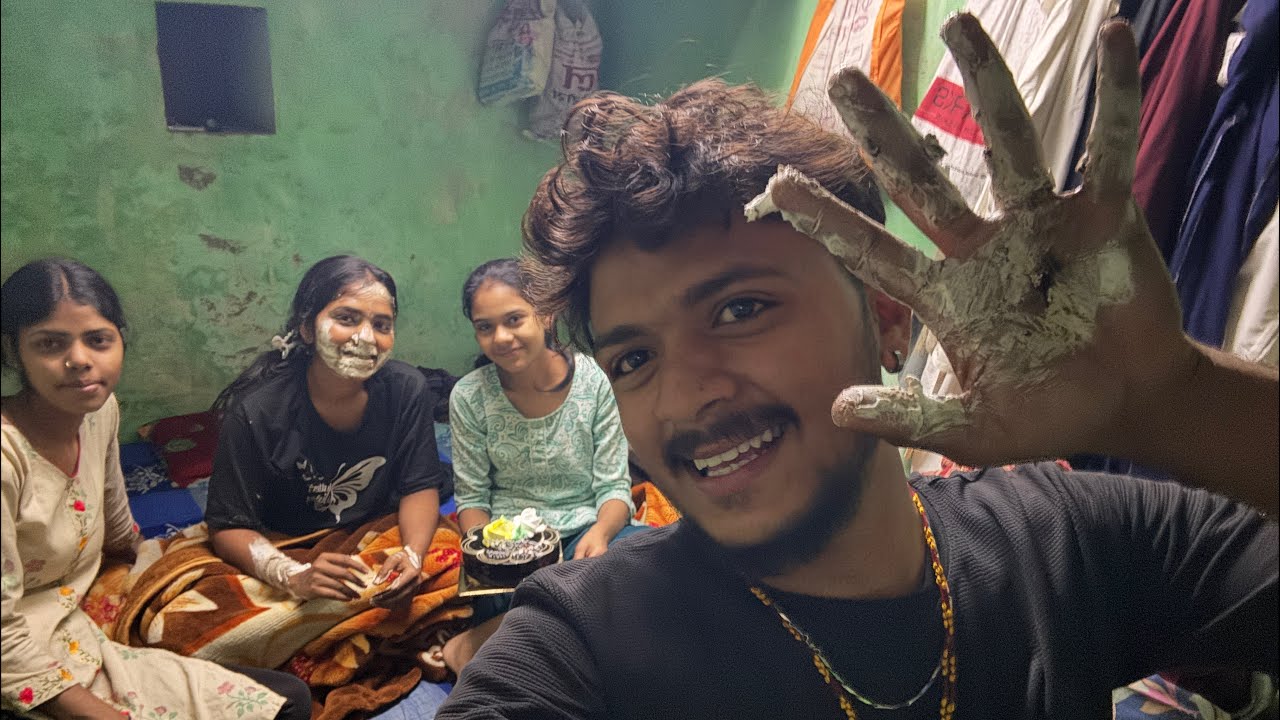 Celebrating sister birthday🎂|Didi ka birthday 12 baje celebrate karna tha😄| Neend hi 3 baje khuli 😂
