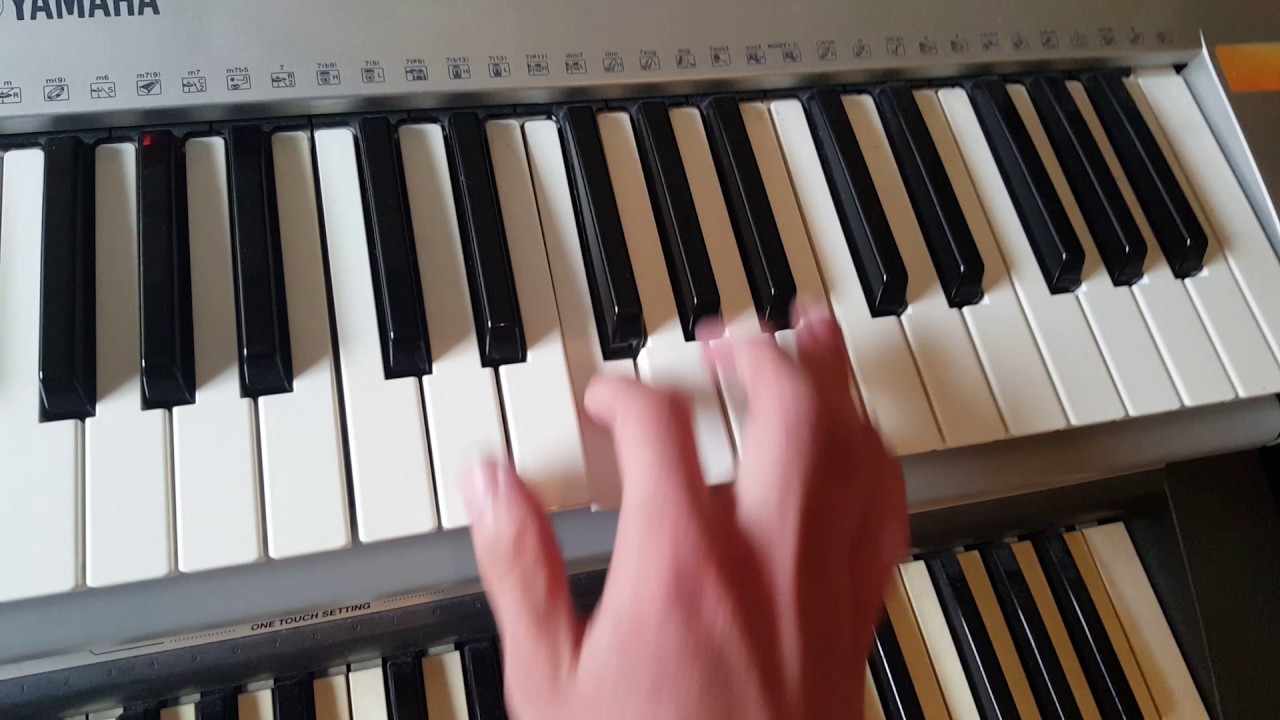 How to play the Intro and piano solo of ,,Return Of The Giant Hogweed