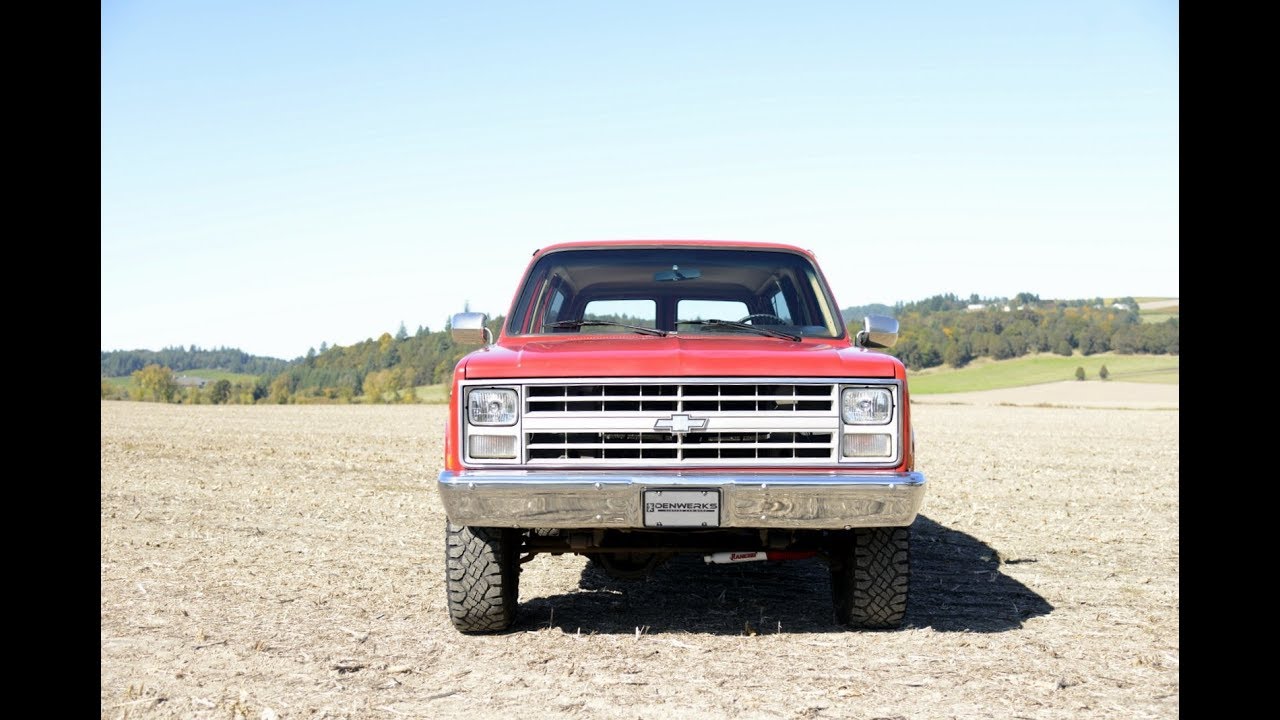 1985 Chevrolet Suburban FACTORY 4spd - DENWERKS