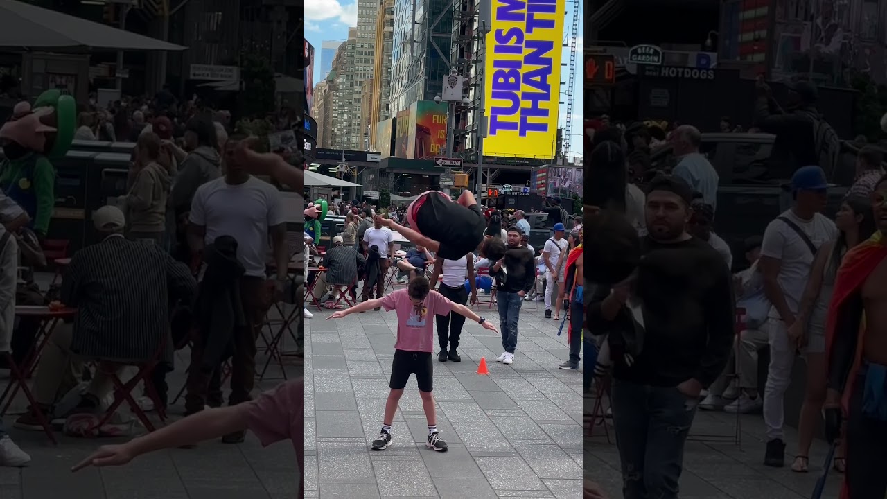 Times Square street breakdancing 917#timessquare #breakdance #manhattan #newyorkcity #shorts