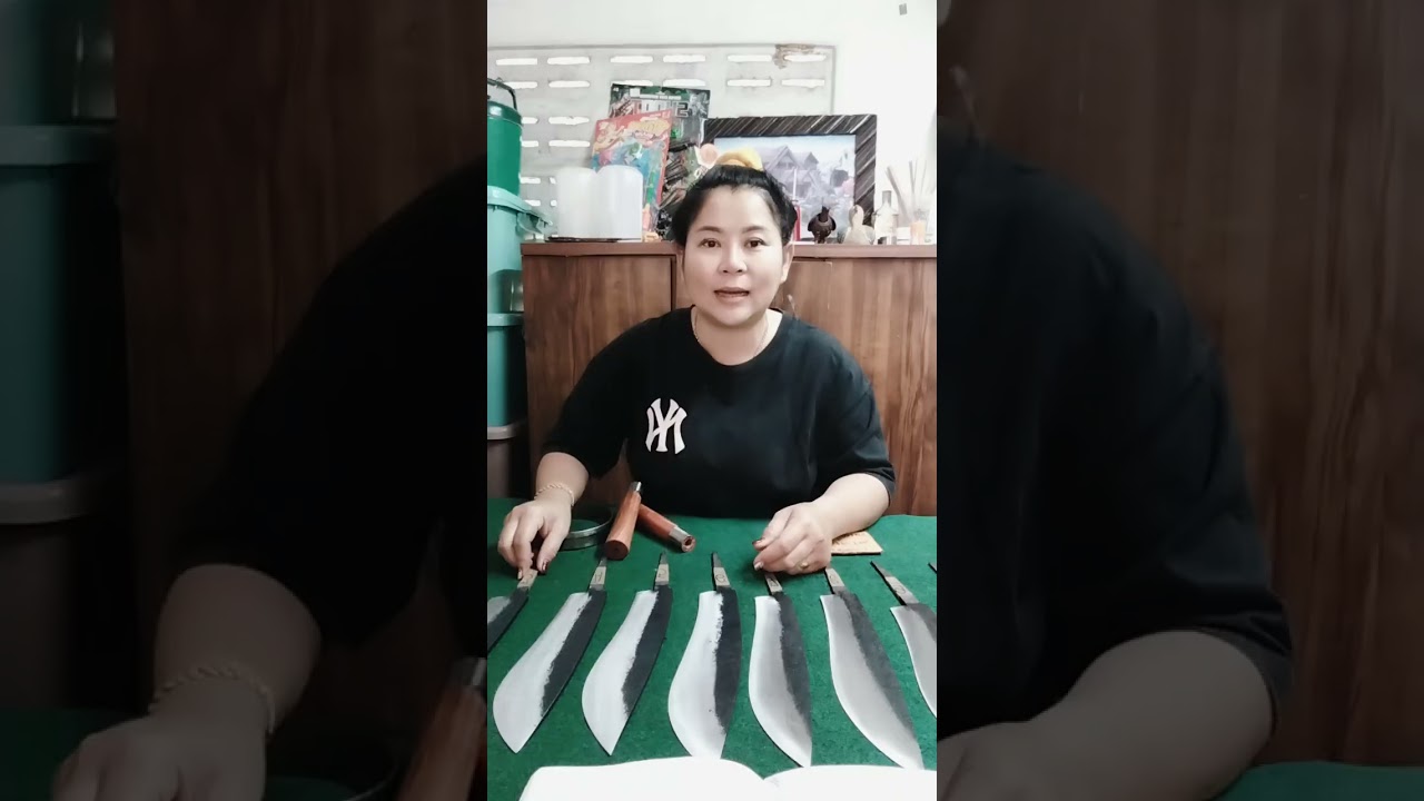 #มีดอีเหน็บเหล็กตลับลูกปืน 500 .- 600.-  บาท ส่งฟรีมีเก็บปลายทางโทร 064 989 2265 เฌอเบลล์มีดดาบไทย